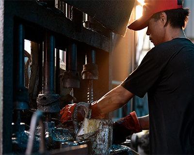 帶釩，強度更高